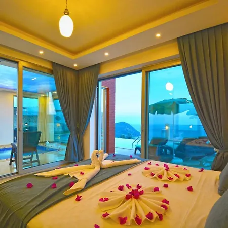 Sleeps 4 Pool Air Con Wifi T781702 Villa